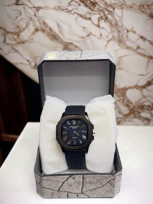Stylish Quartz Watch with Square Dial - Image 3