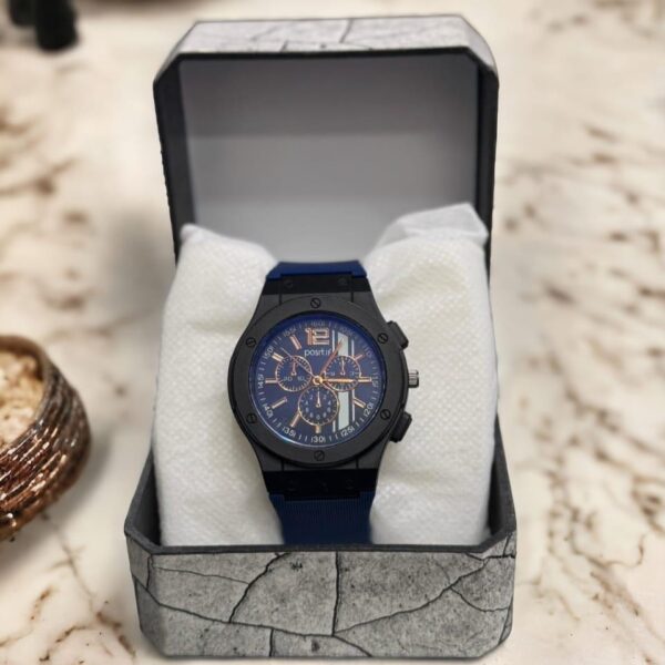 Stylish Men's Quartz Watch - Image 4
